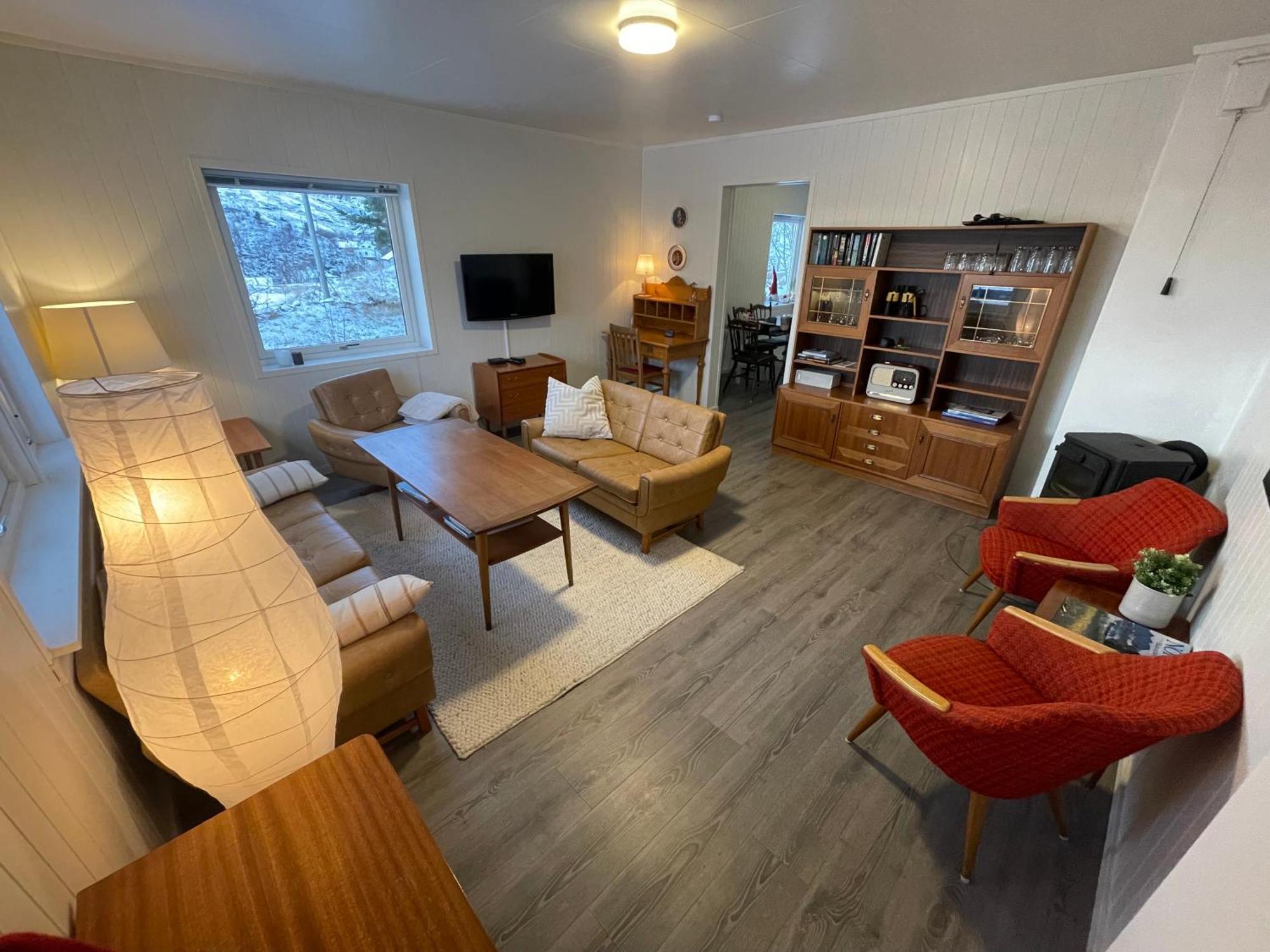 A, The Far End Of Lofoten, Top Apartment. Sorvagen Luaran gambar