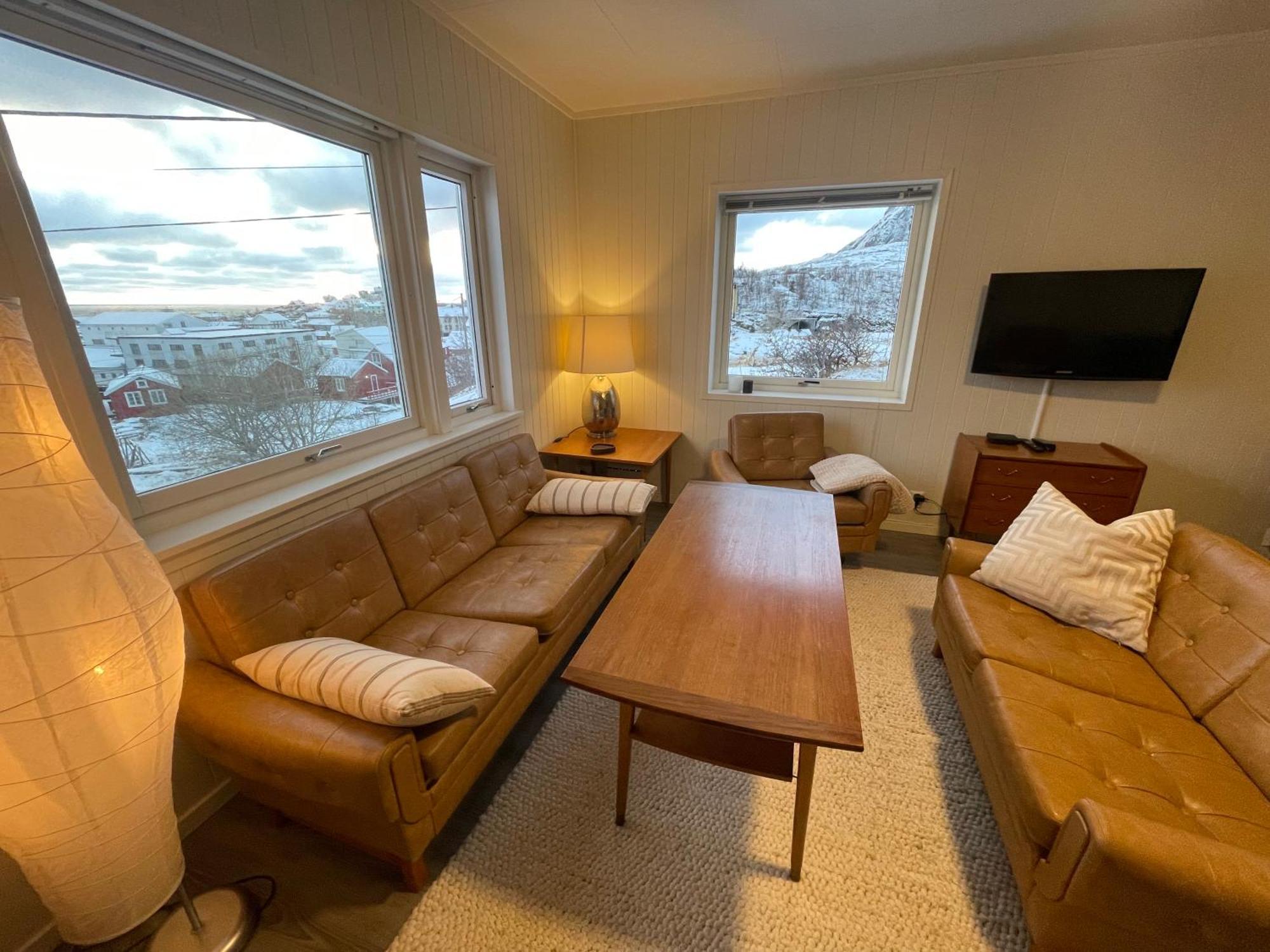 A, The Far End Of Lofoten, Top Apartment. Sorvagen Luaran gambar