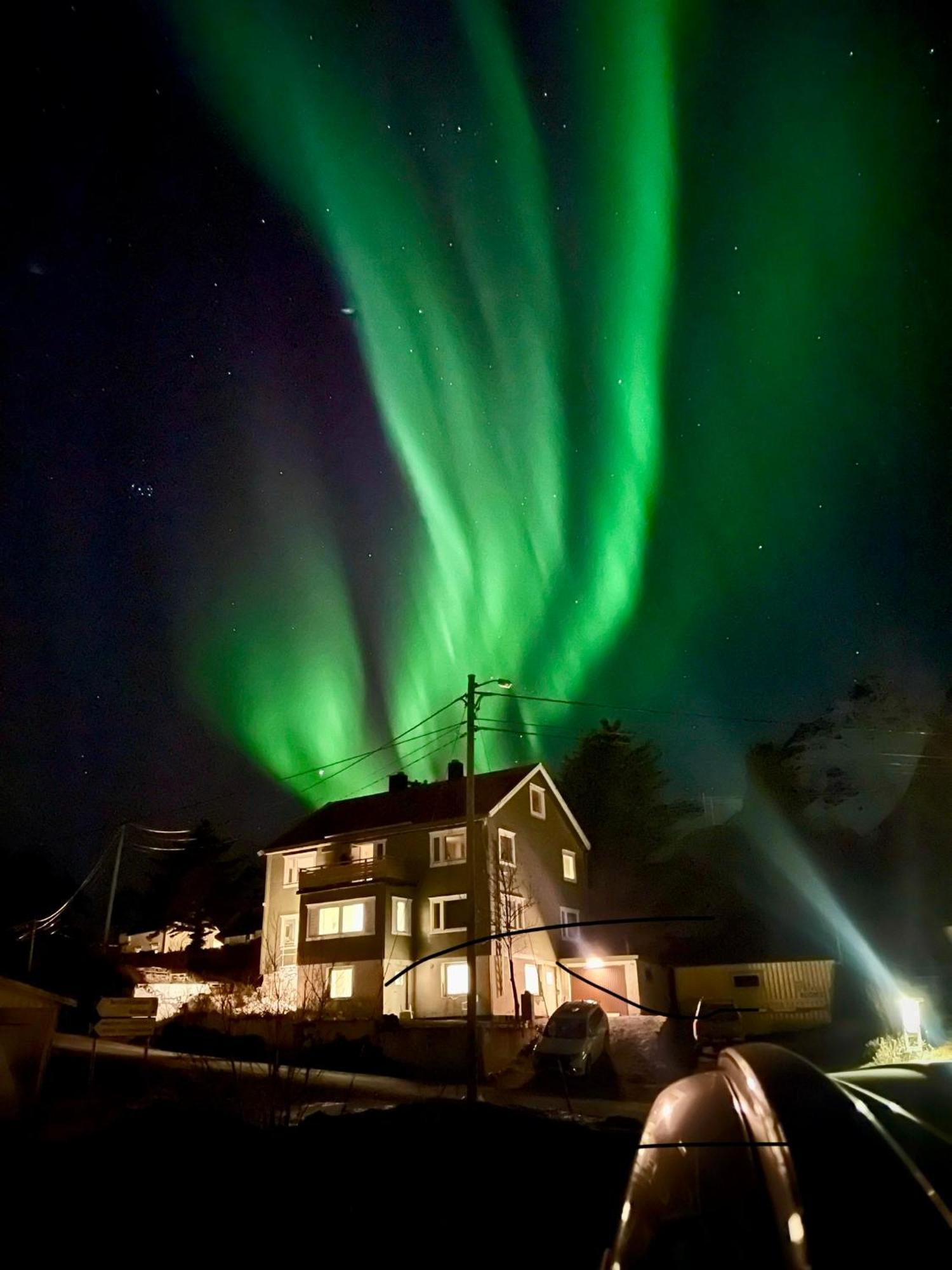 A, The Far End Of Lofoten, Top Apartment. Sorvagen Luaran gambar