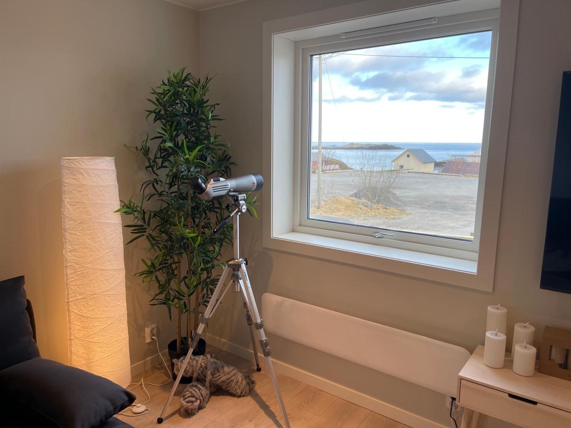 A, The Far End Of Lofoten, Top Apartment. Sorvagen Luaran gambar