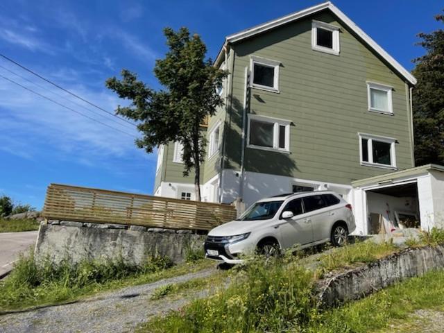 A, The Far End Of Lofoten, Top Apartment. Sorvagen Luaran gambar